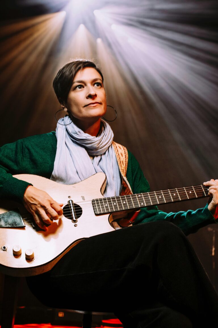 Eva De Roovere | 20 jaar album “De Jager” — muziek in Bredene